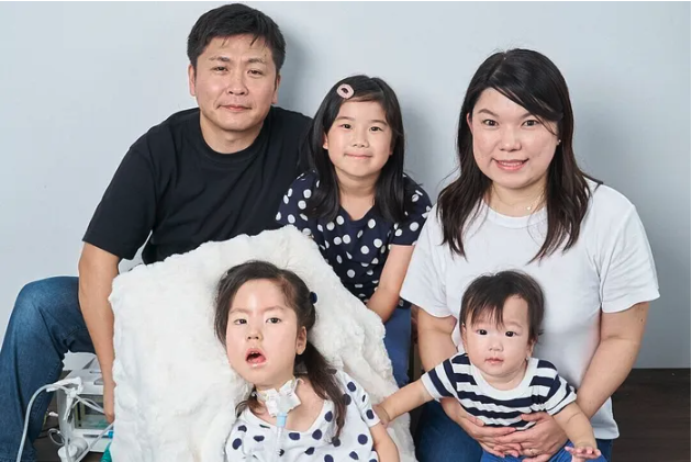 2歳5カ月で“ネマリンミオパチー”と診断された二女。きょうだいの子育てでは「障害児がいるから」とあきらめたくはない【体験談】