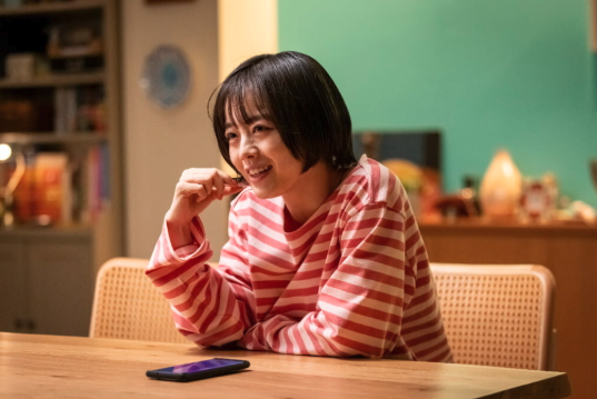 なつめ（伊原六花）と父の仲をとりもつ幹太（伊野尾慧）