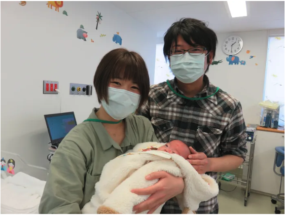 胎児発育不全と診断され､595gで生まれた長女｡3歳で｢このままでは身長が伸びなくなる｣と言われ､ホルモン注射治療を【低出生体重児】